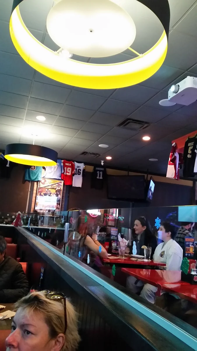 Vibe, St. Louis Bar & Grill