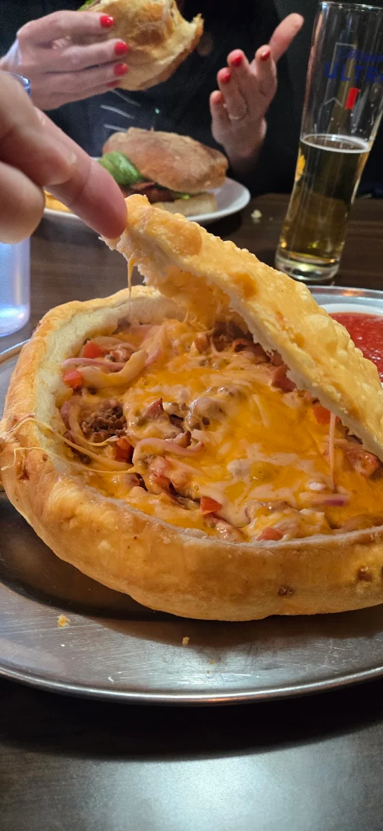 Food & drink, Louie's Pizza & Pasta