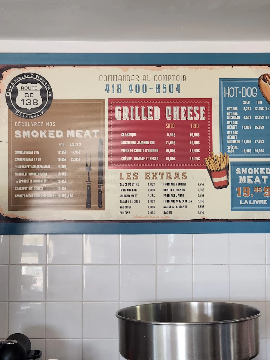 Menu, Casse-croûte Bar Laitier , Route 138/Confiserie Charlevoix