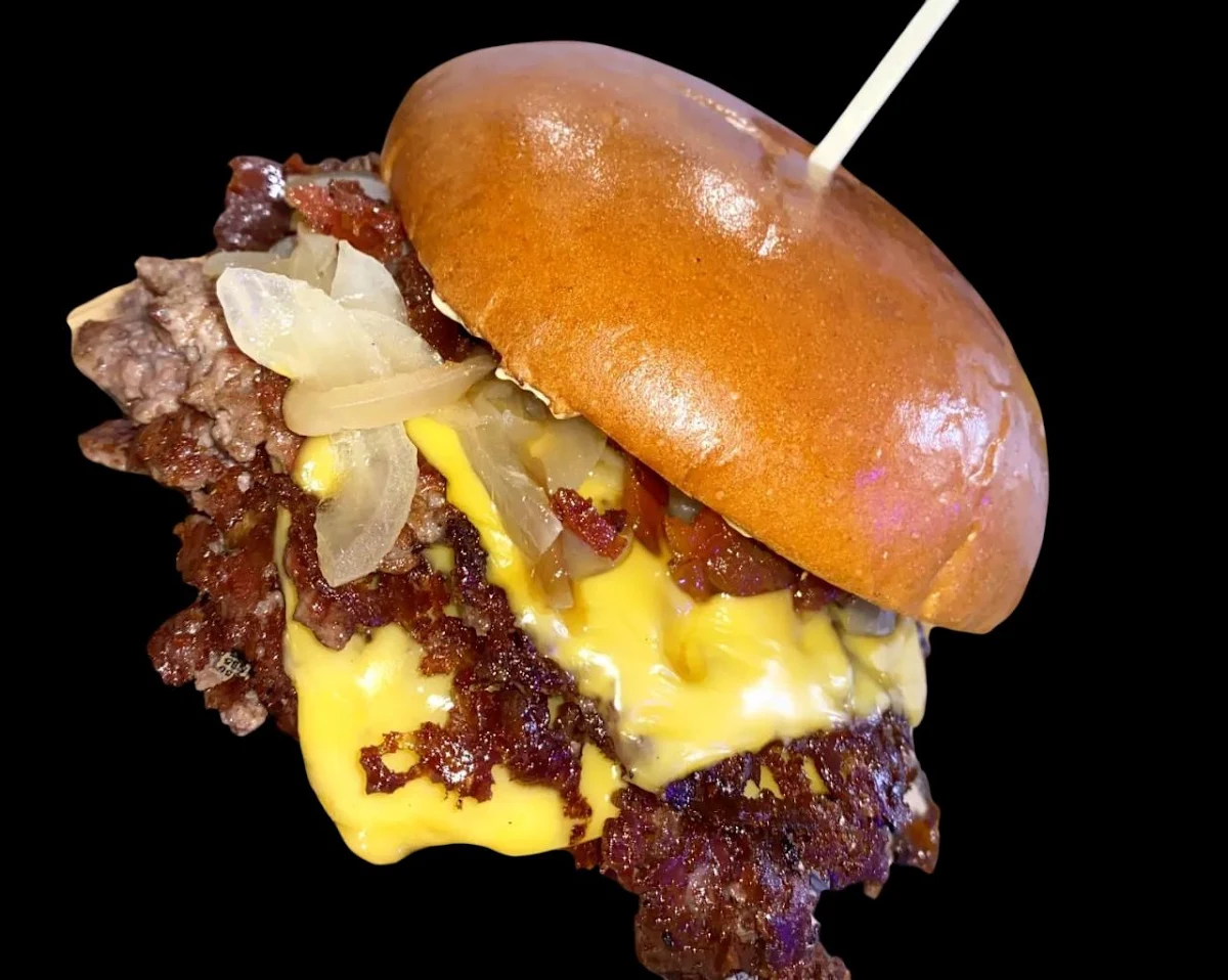 Food & drink, Crystal Sports Bar & Grill