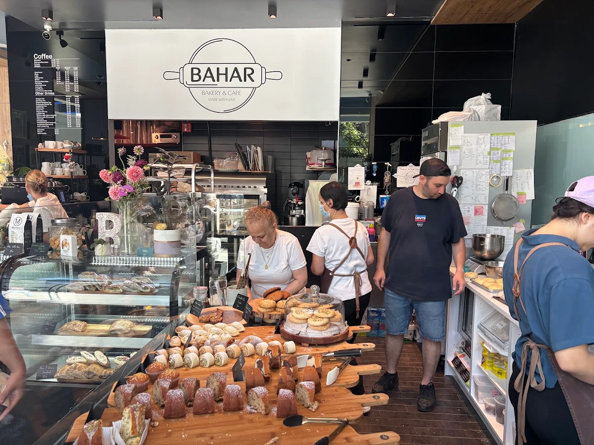 Vibe, Bahar Bakery & Cafe