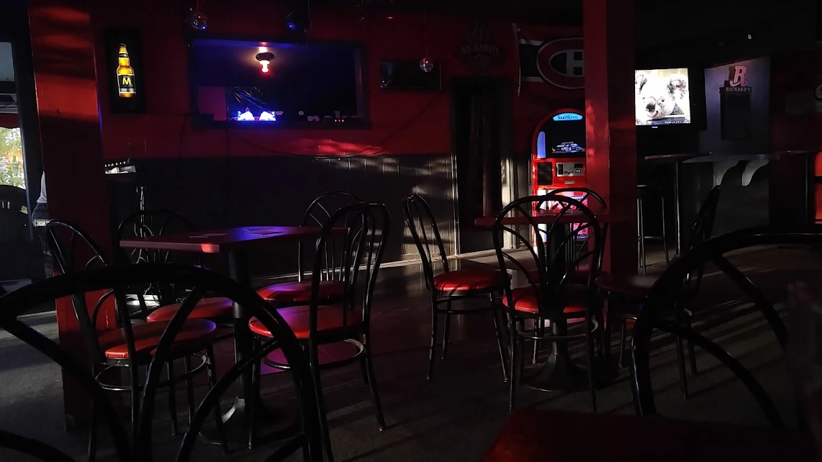 Vibe, Bar Le Tabarouette