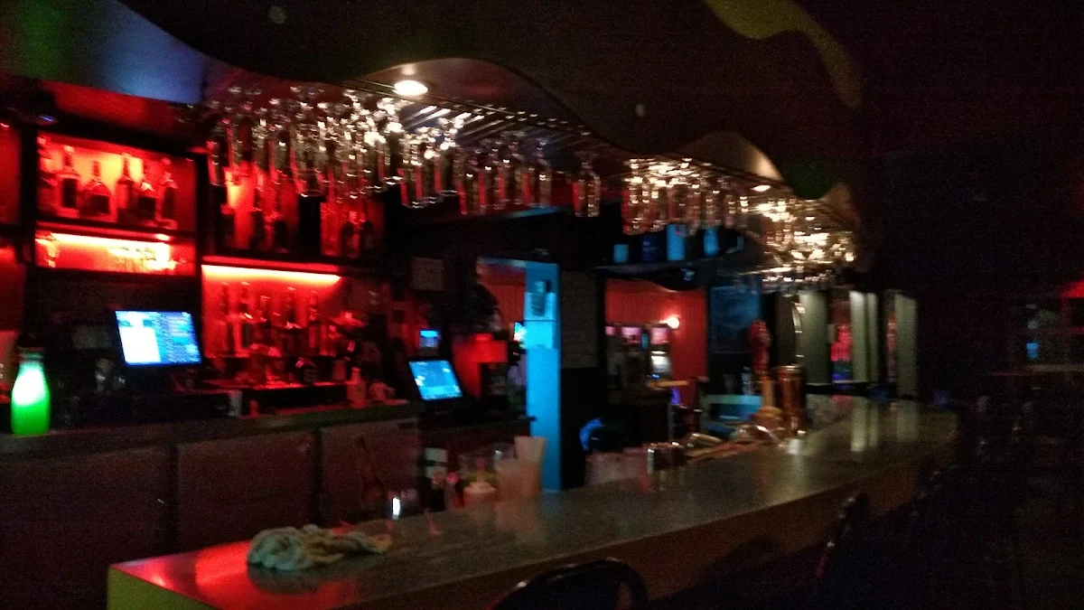 Vibe, Bar Le Tabarouette