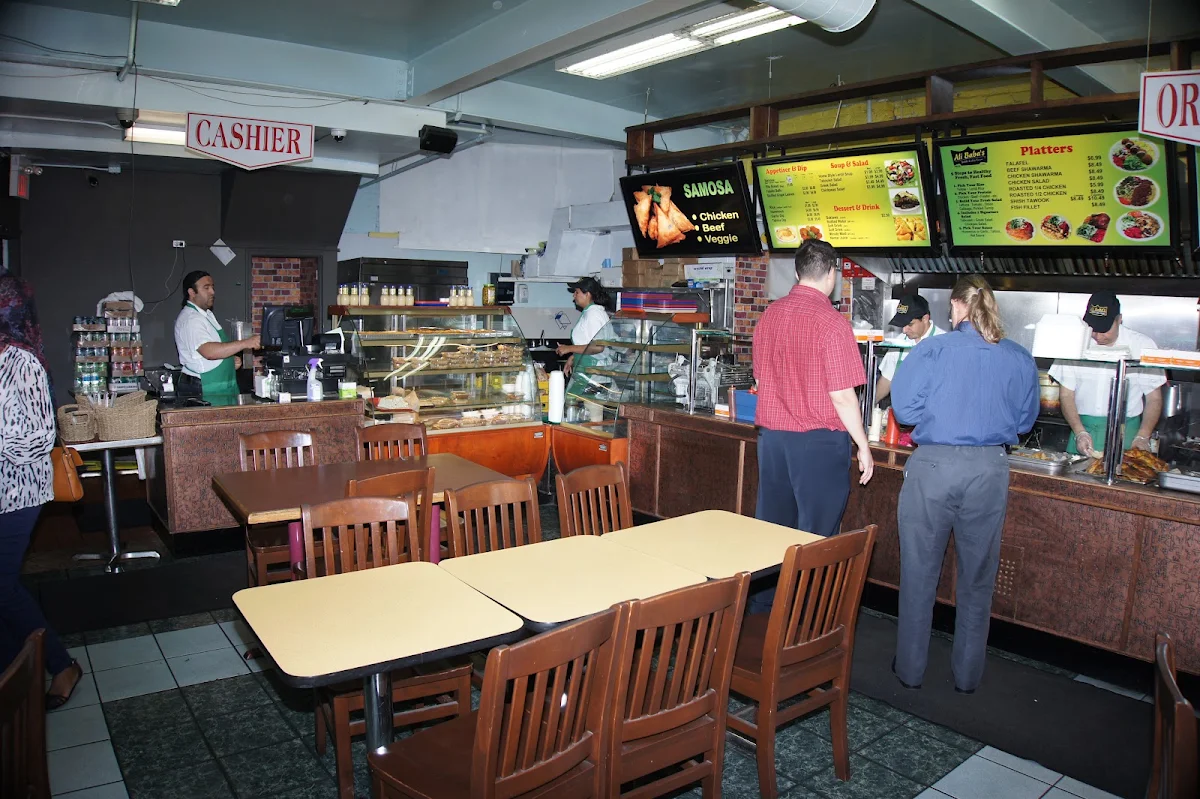 Vibe, Ali Baba’s Middle Eastern Cuisine 1283 Bloor St W