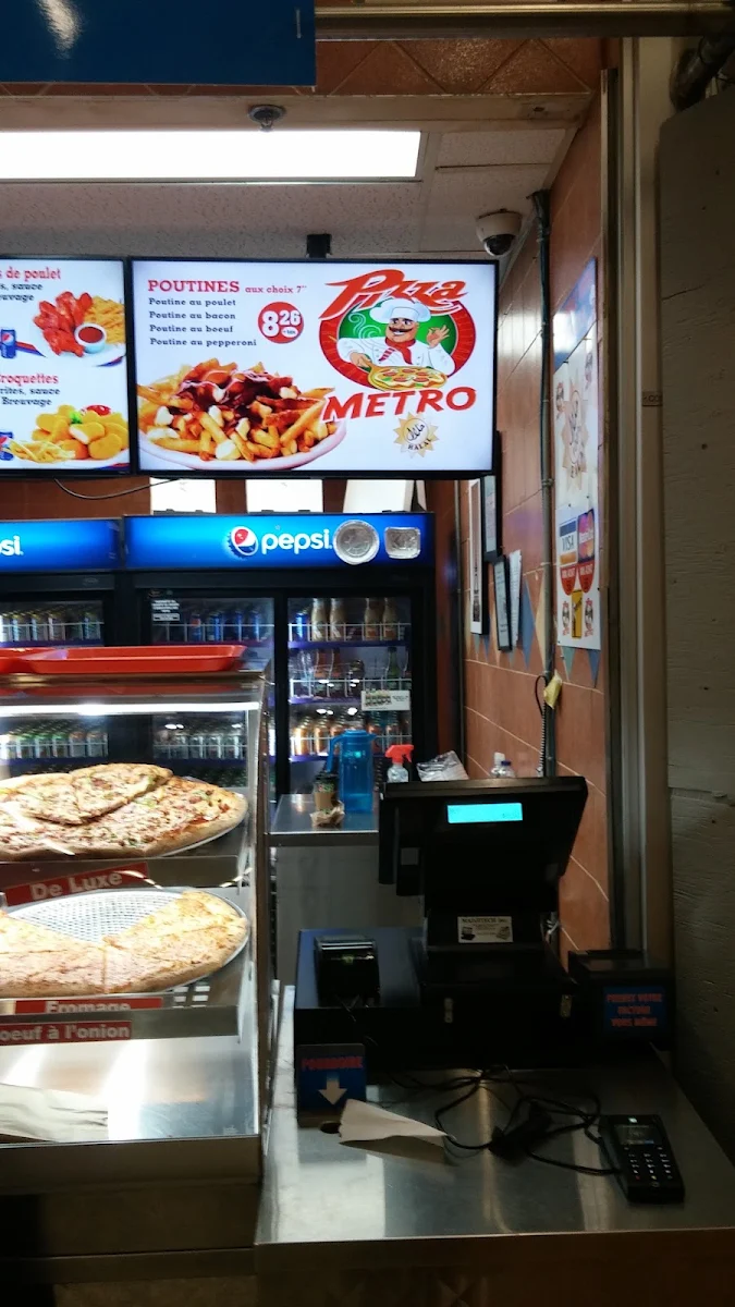 Menu, Metro Pizza