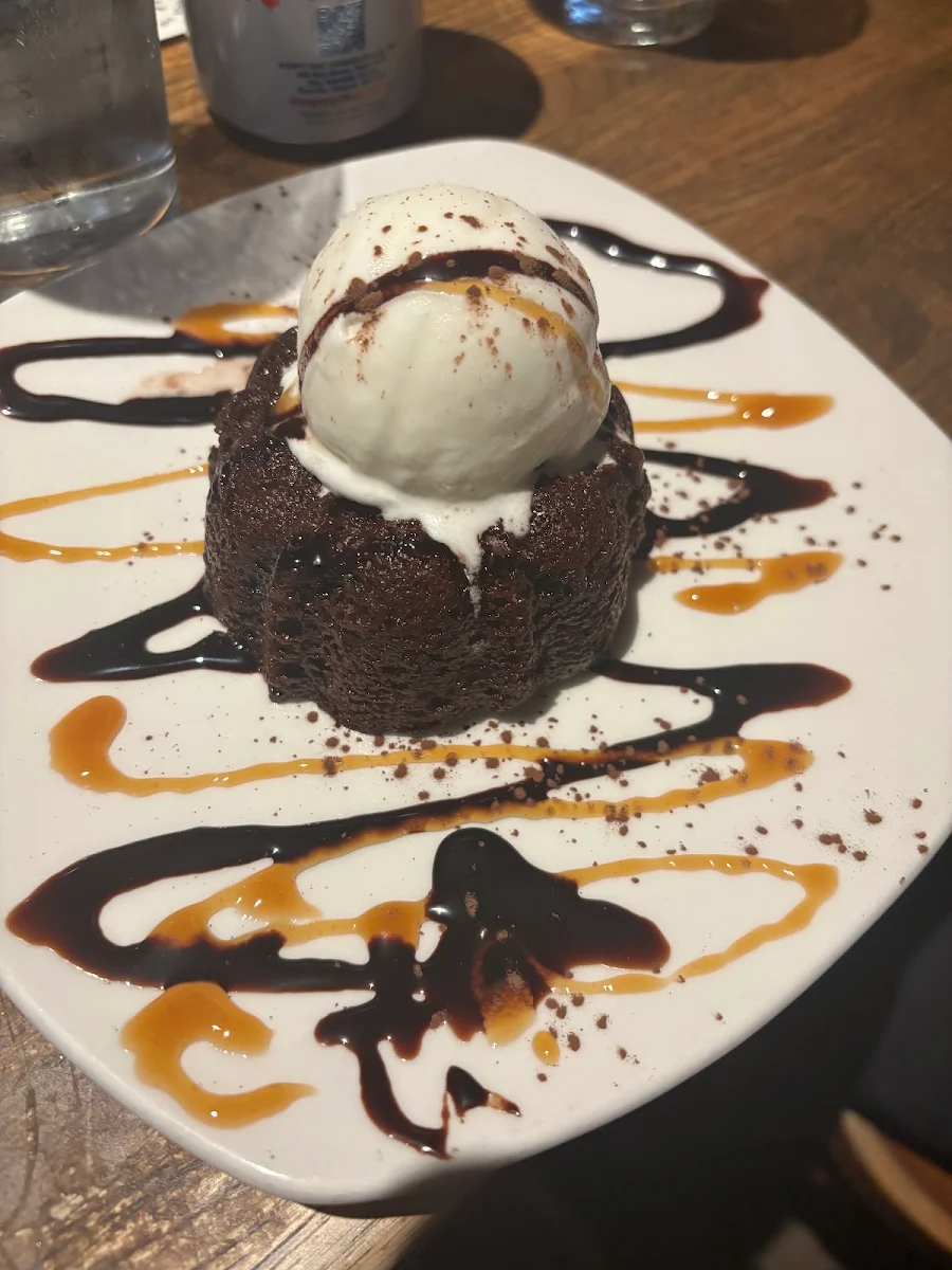 Food & drink, De'd Dog Bar & Grill