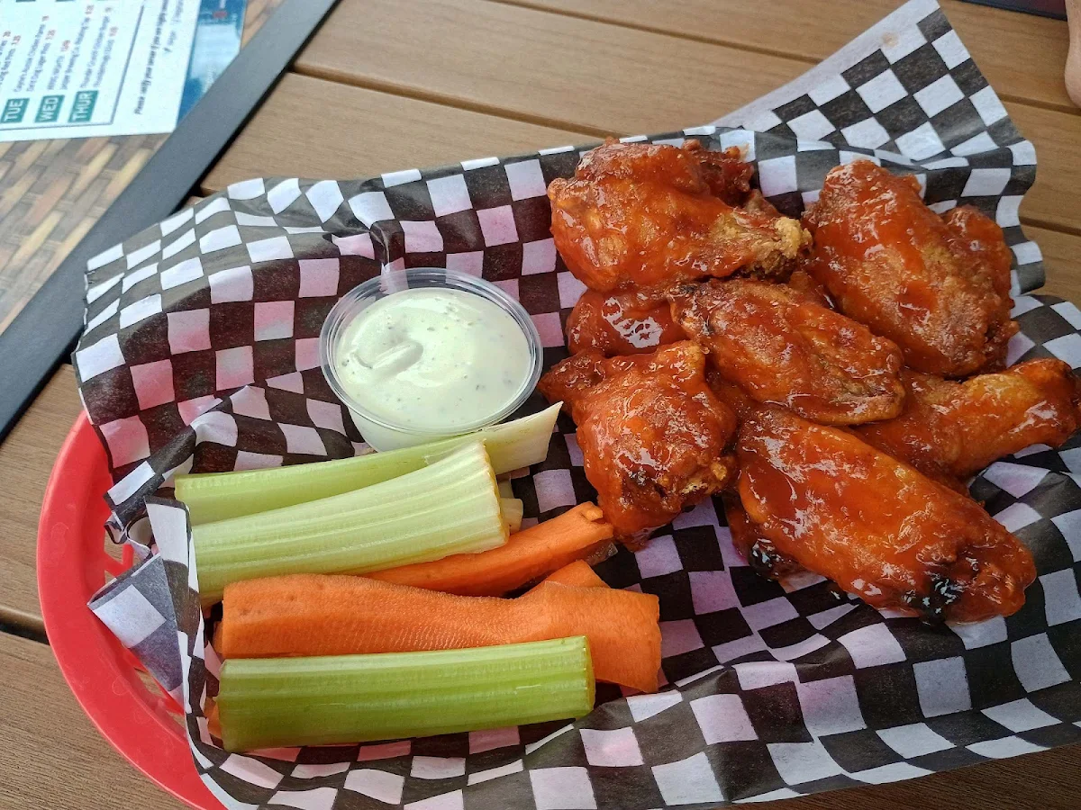 Food & drink, De'd Dog Bar & Grill
