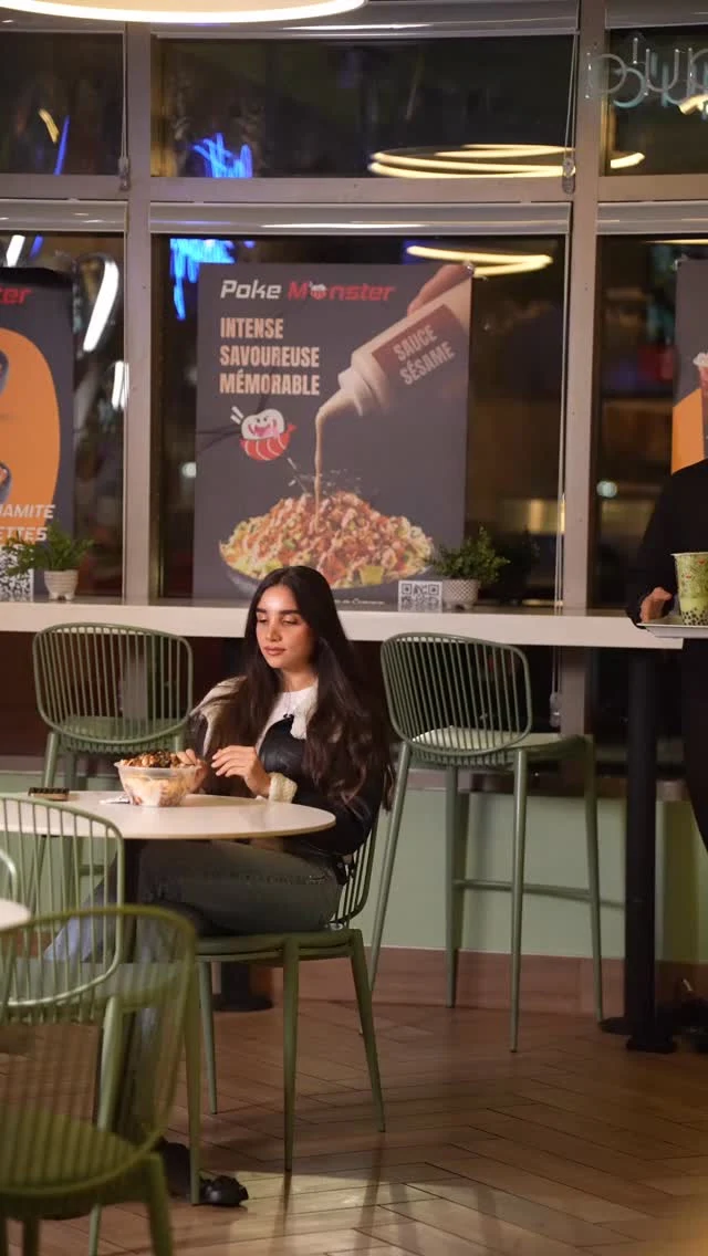 Vibe, Poke Monster (Complexe Desjardins)
