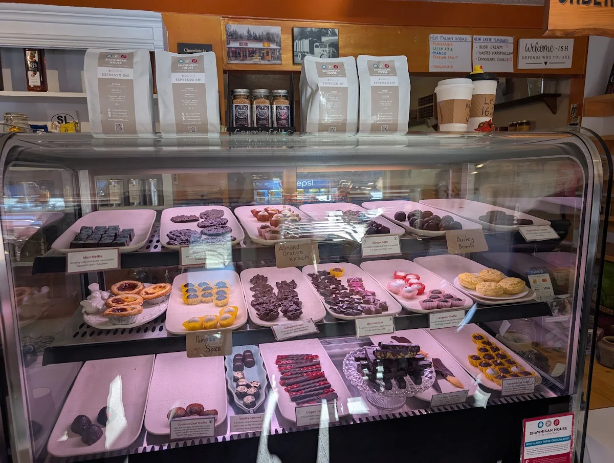 Vibe, Shawnigan House Coffee + Chocolate