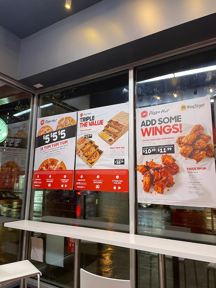 Menu, Pizza Hut