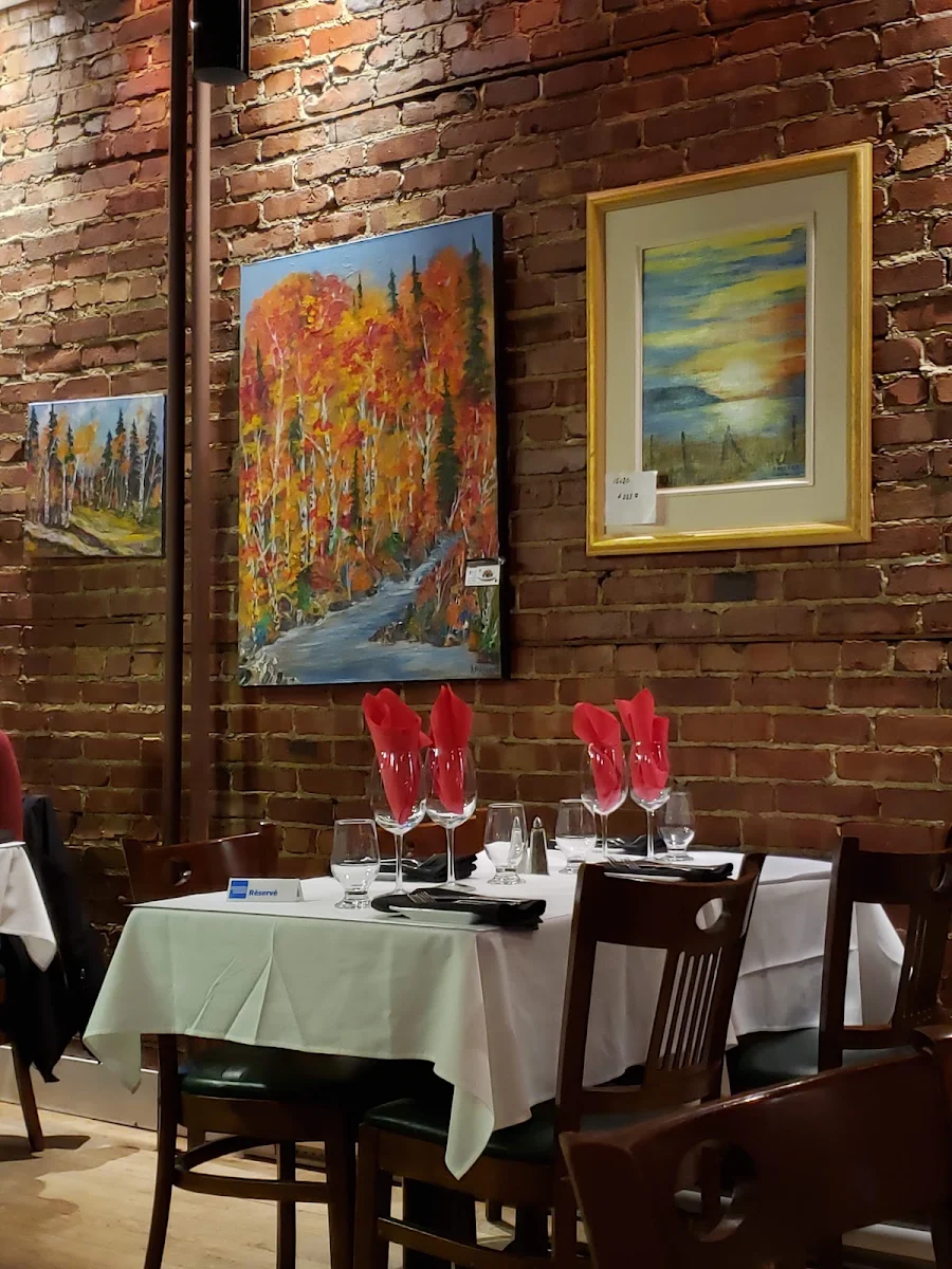 Vibe, Restaurant Trebbiano