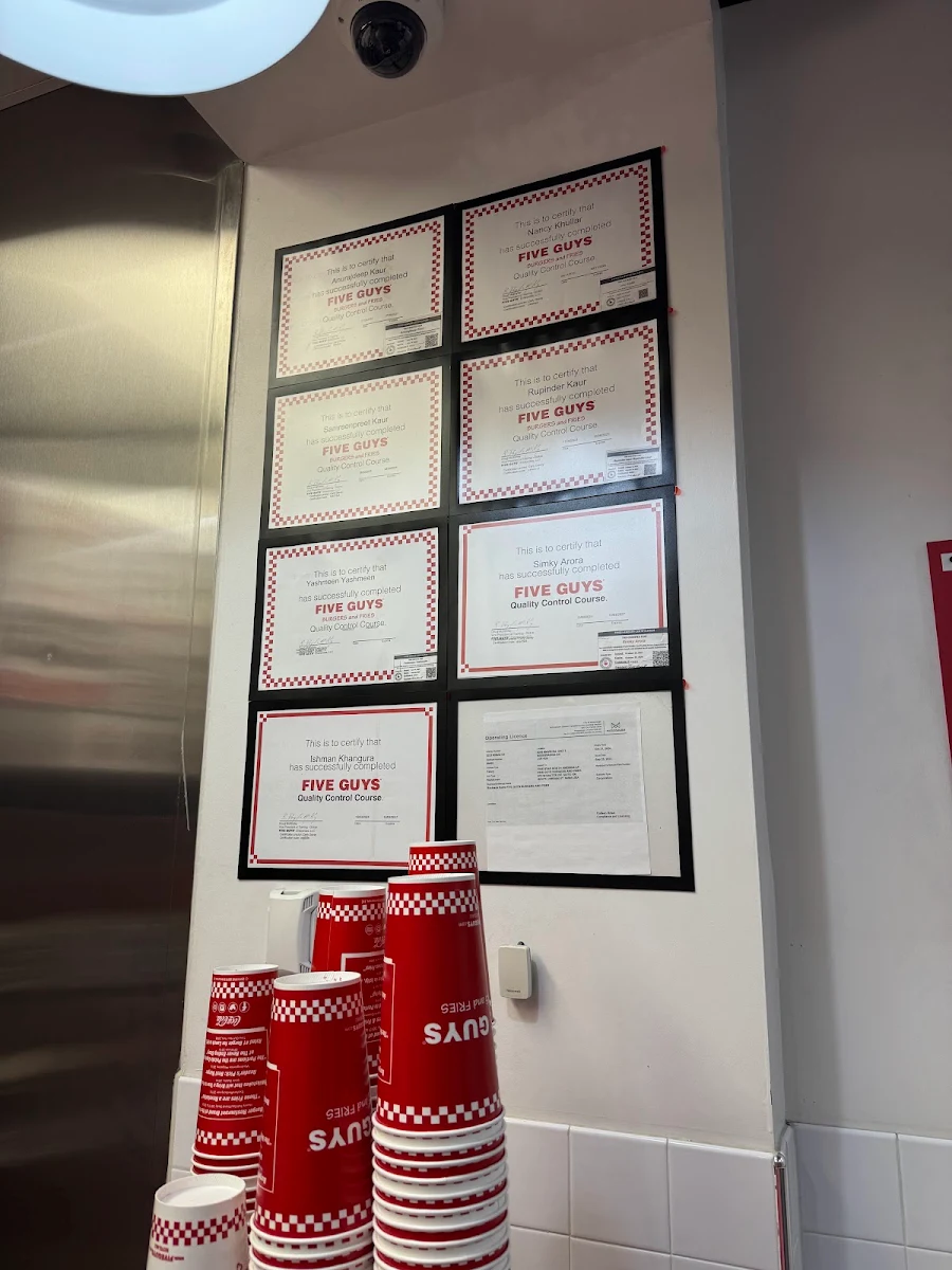 Menu, Five Guys