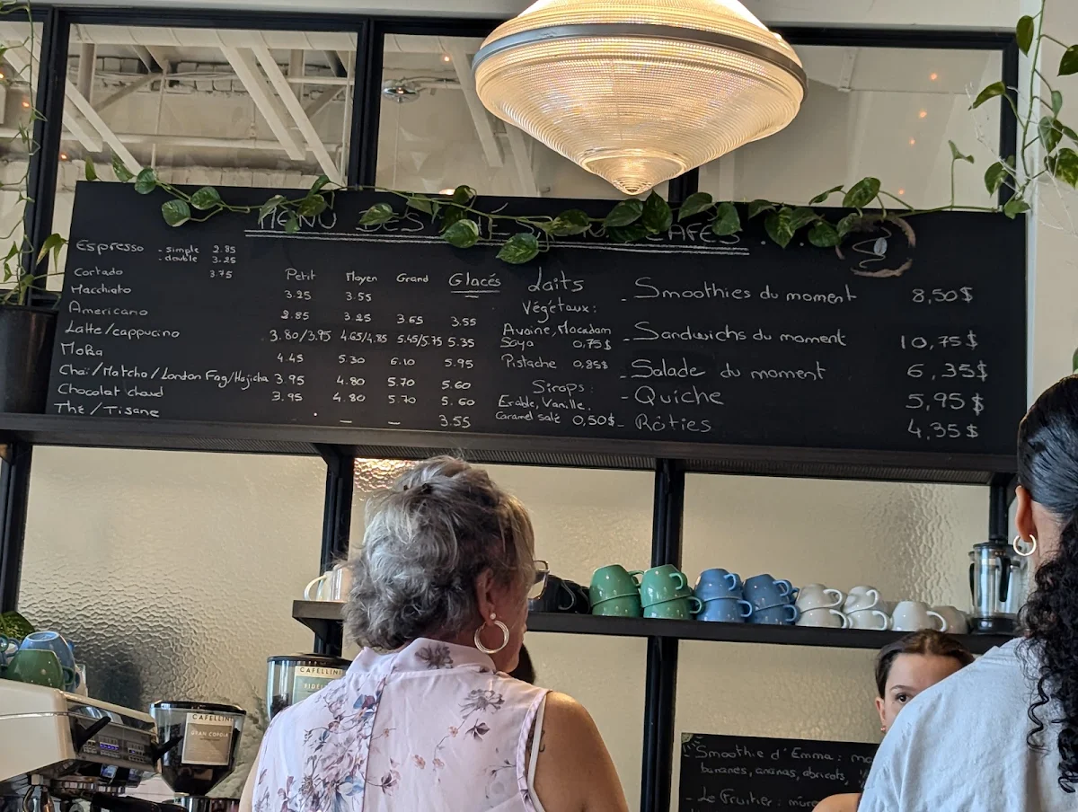 Menu, Théo Café