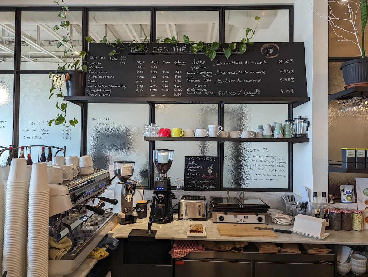 Menu, Théo Café