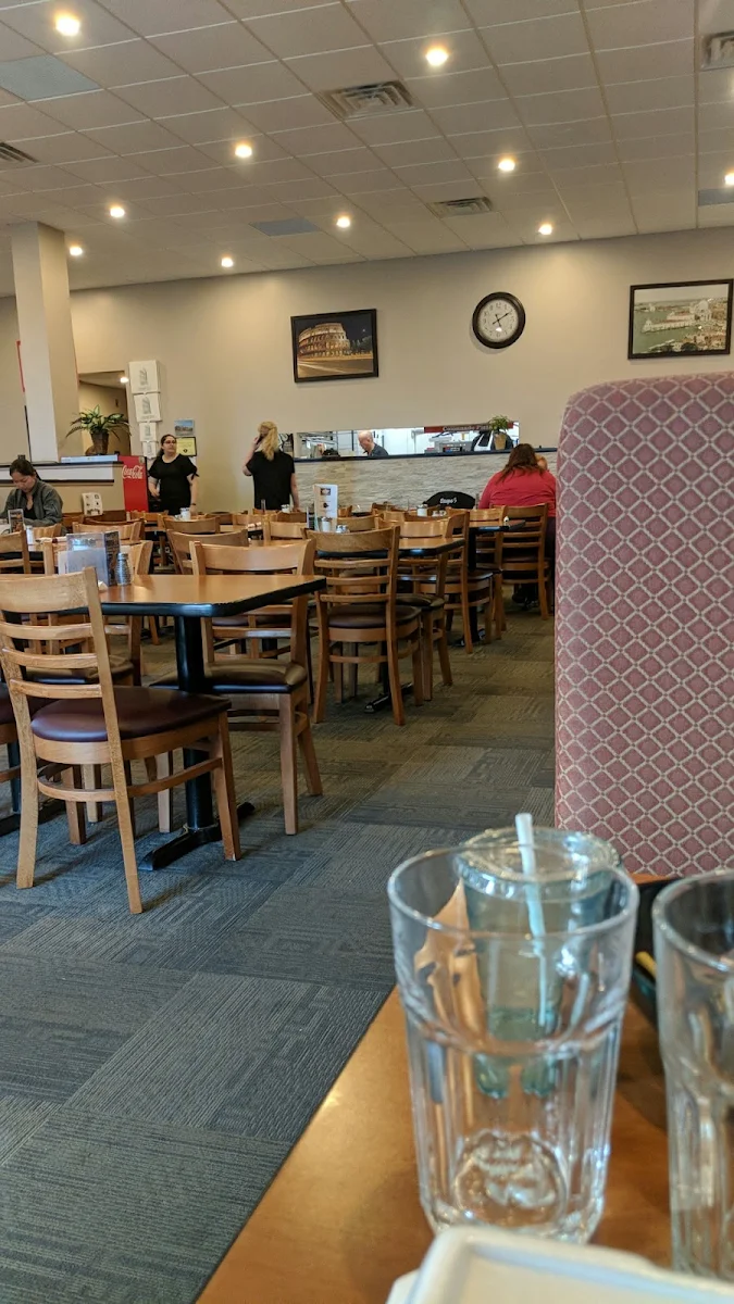 Vibe, Colonnade Pizza Carling
