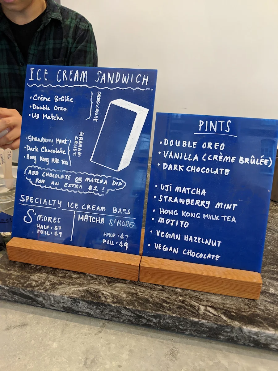 Menu, Mister Artisan Ice Cream
