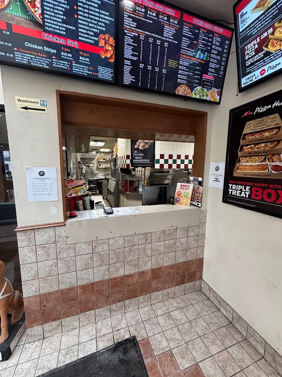 Menu, Pizza Hut