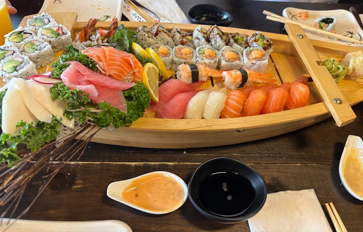Food & drink, Sushi J