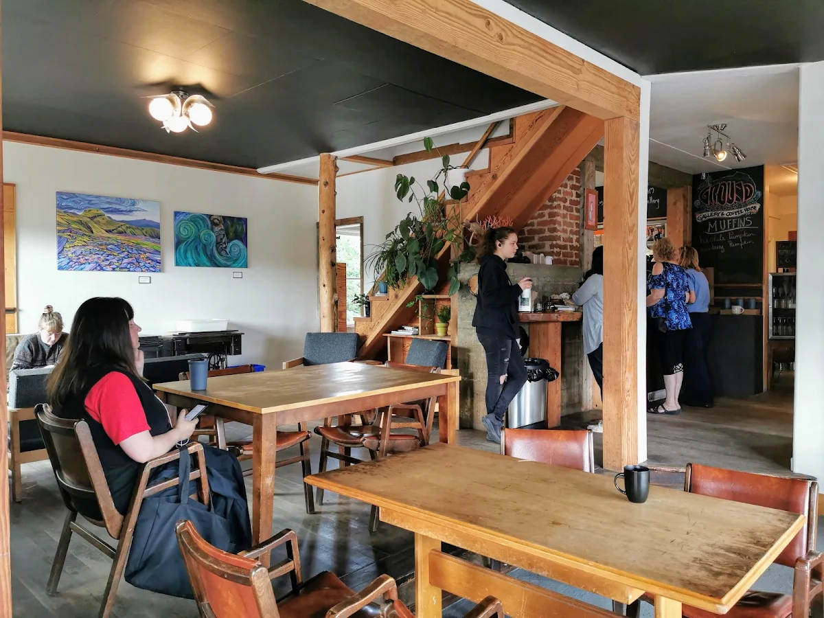 Vibe, The Ground Gallery and Coffee House