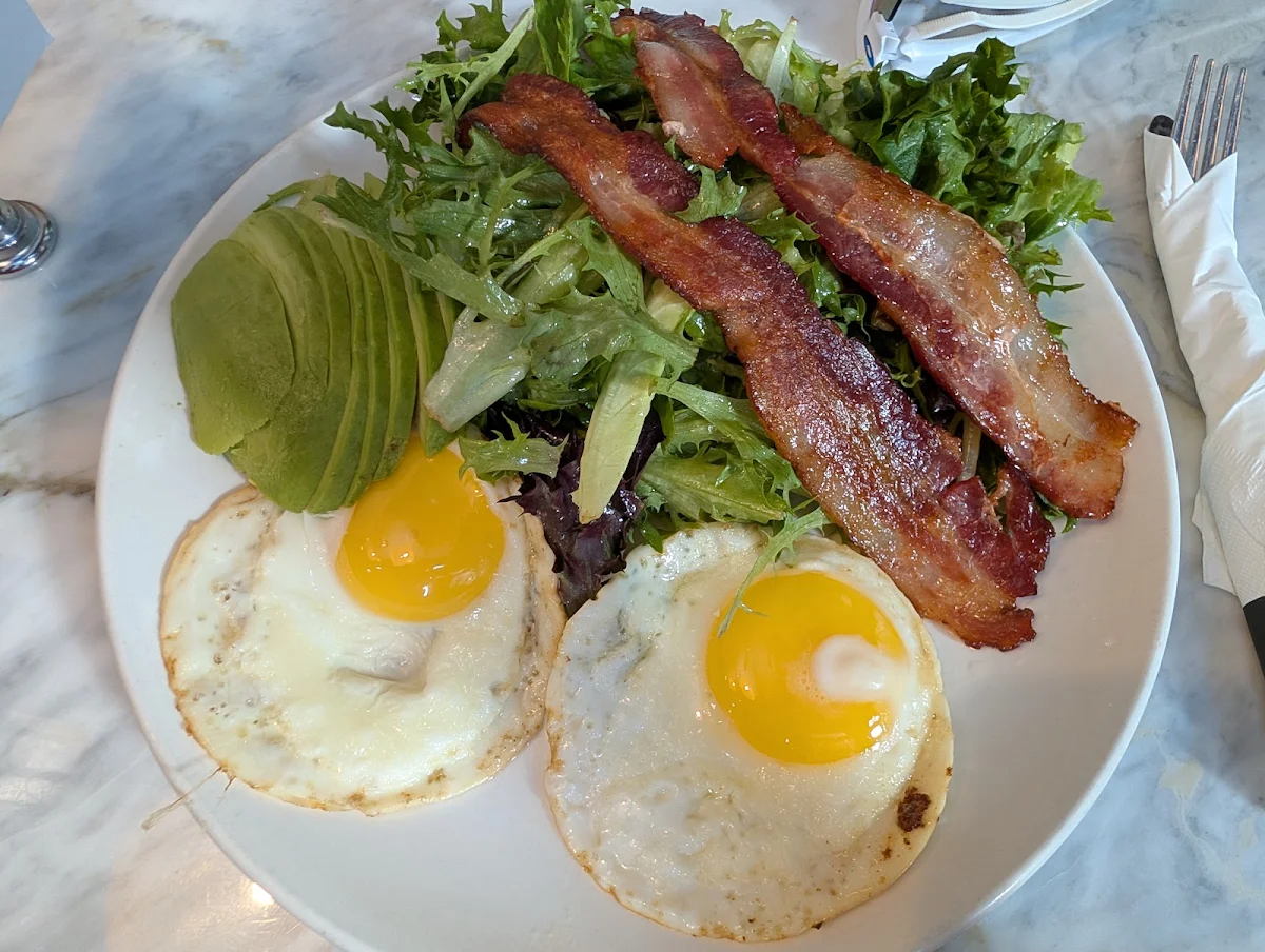 Food & drink, 49th Parallel Café & Lucky's Doughnuts - Thurlow