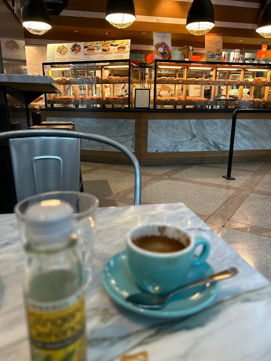 Food & drink, 49th Parallel Café & Lucky's Doughnuts - Thurlow