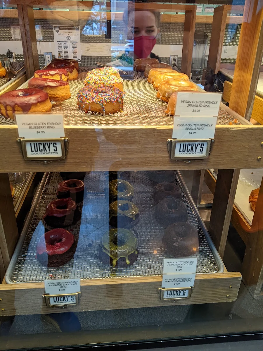 Vibe, 49th Parallel Café & Lucky's Doughnuts - Thurlow