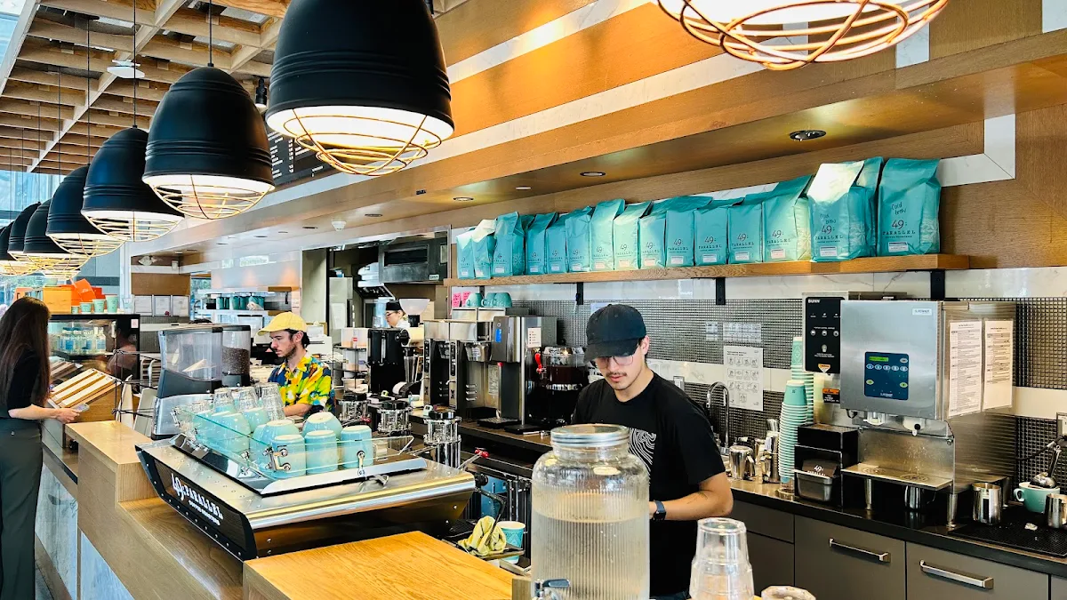 Vibe, 49th Parallel Café & Lucky's Doughnuts - Thurlow