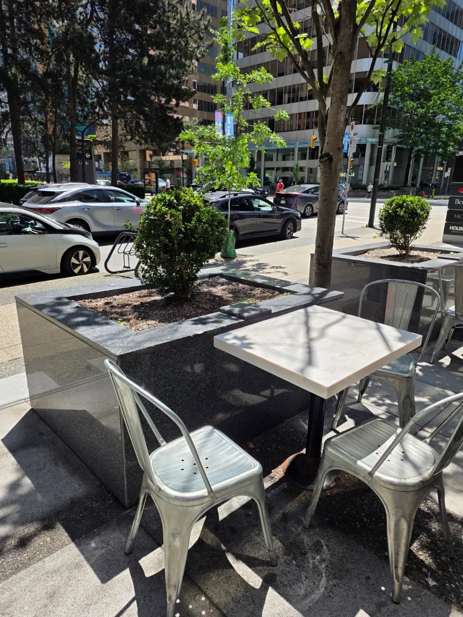 Vibe, 49th Parallel Café & Lucky's Doughnuts - Thurlow