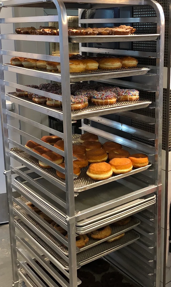 Vibe, 49th Parallel Café & Lucky's Doughnuts - Thurlow