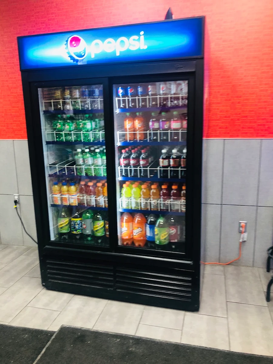 Vibe, Gino's Pizza & Wing Machine