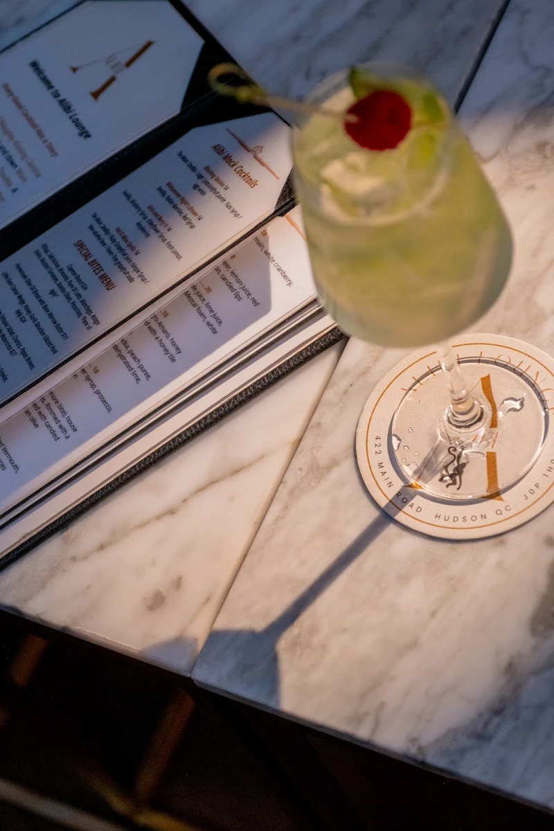 Menu, Alibi Lounge Hudson