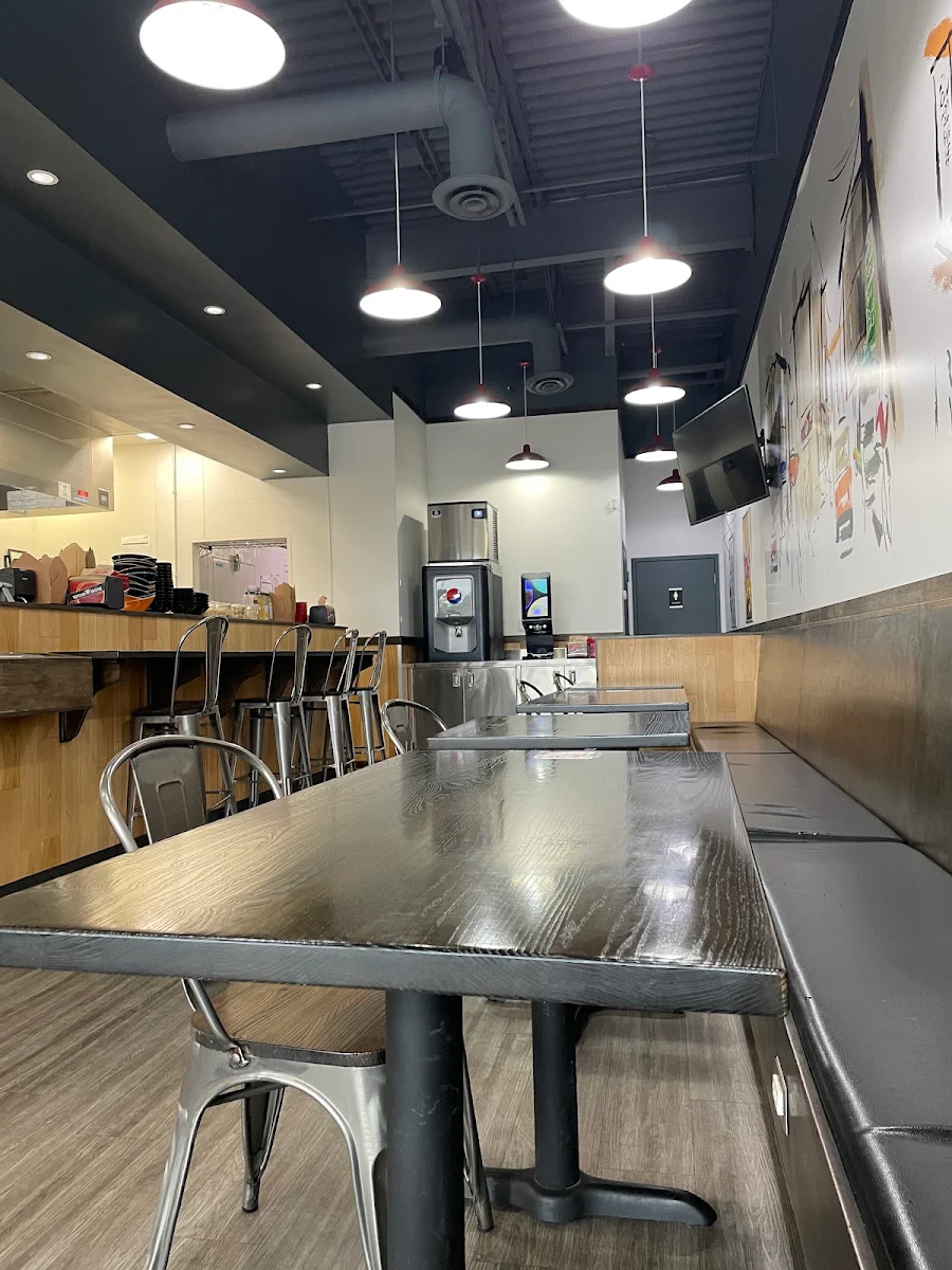 Vibe, Wok Box - Saskatoon North