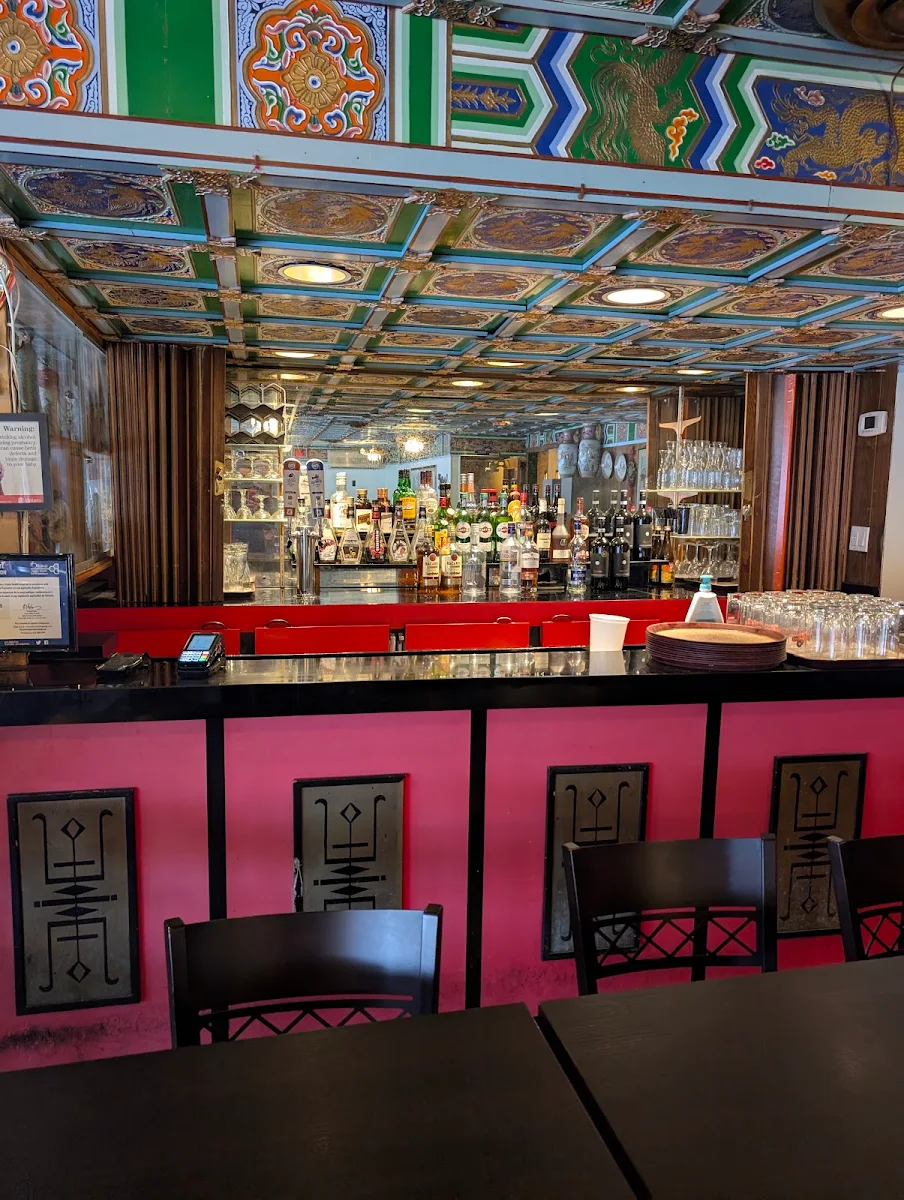 Vibe, Golden Palace Restaurant