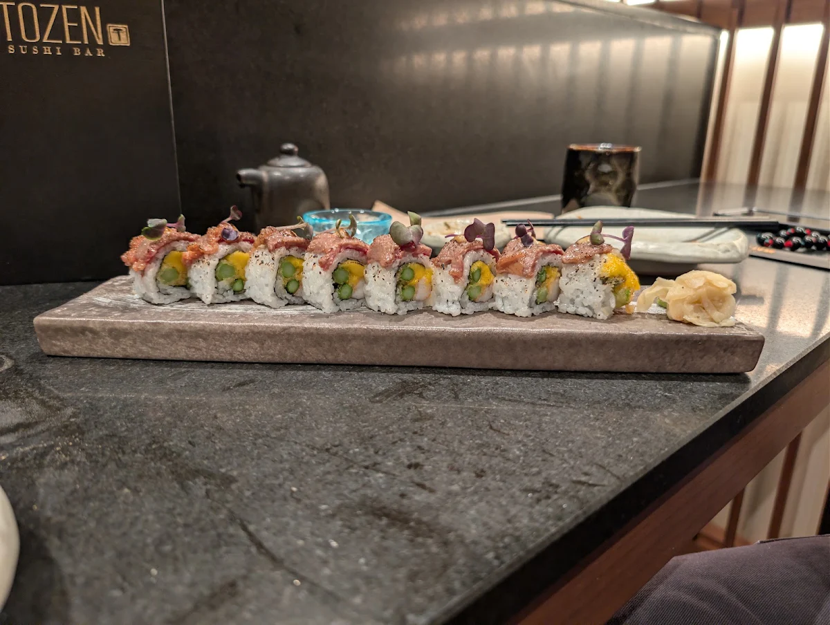 Vibe, Tozen Sushi Bar