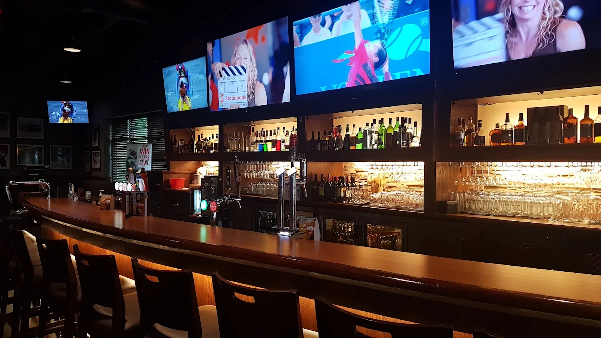 Vibe, Boston Pizza