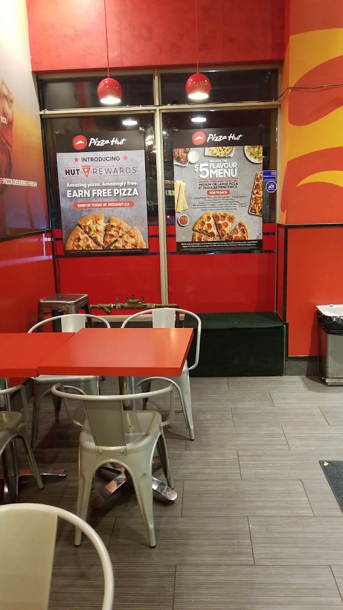 Vibe, Pizza Hut Milton