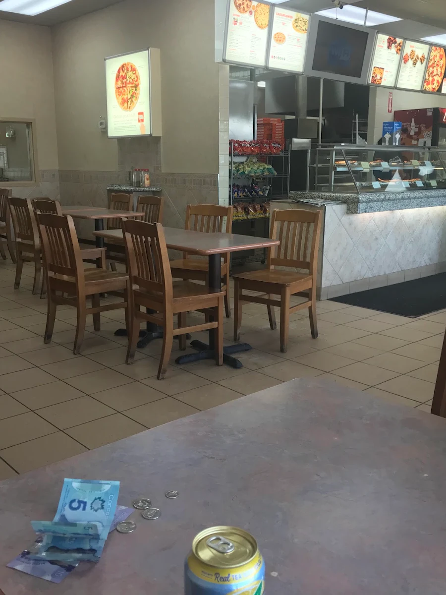 Vibe, Pizza Hut Milton