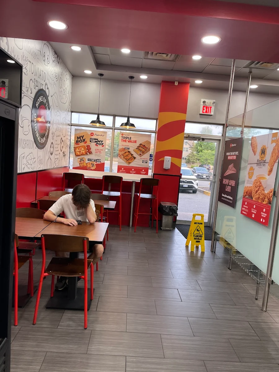 Vibe, Pizza Hut Milton