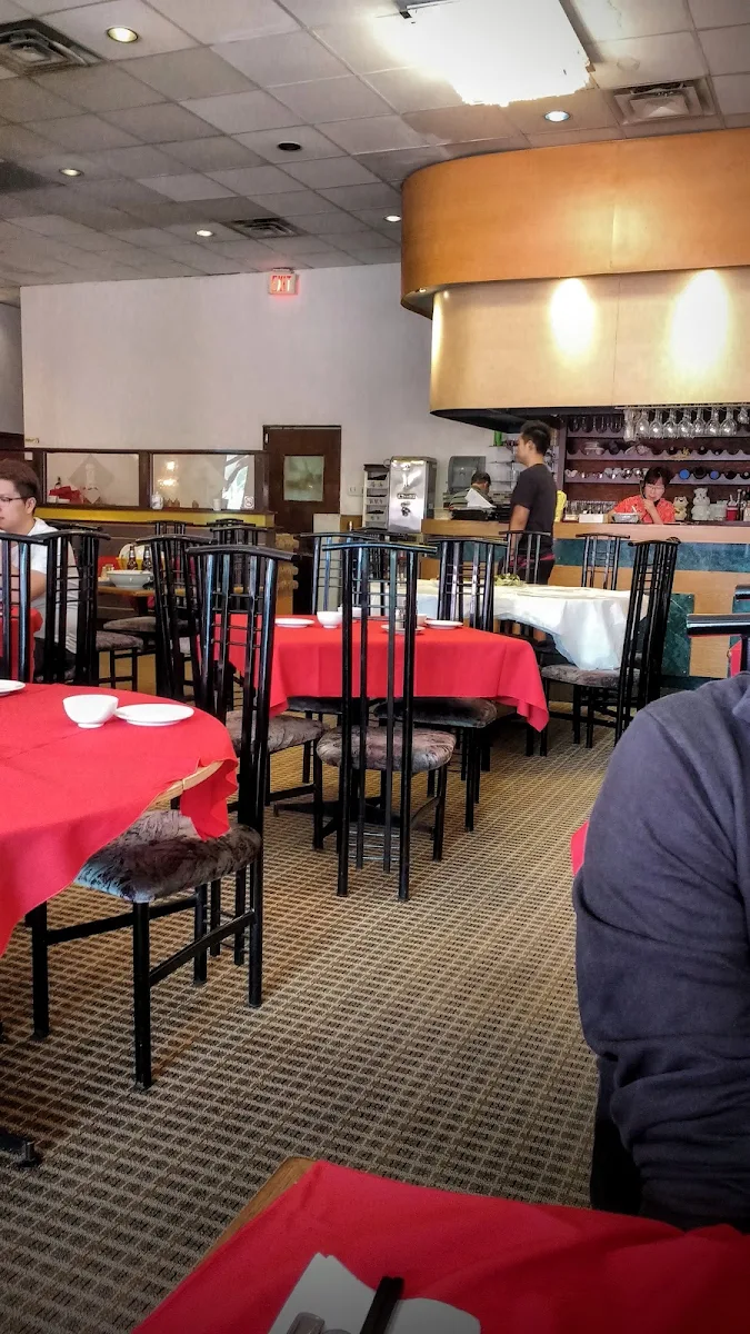 Vibe, Crystal Dynasty Restaurant