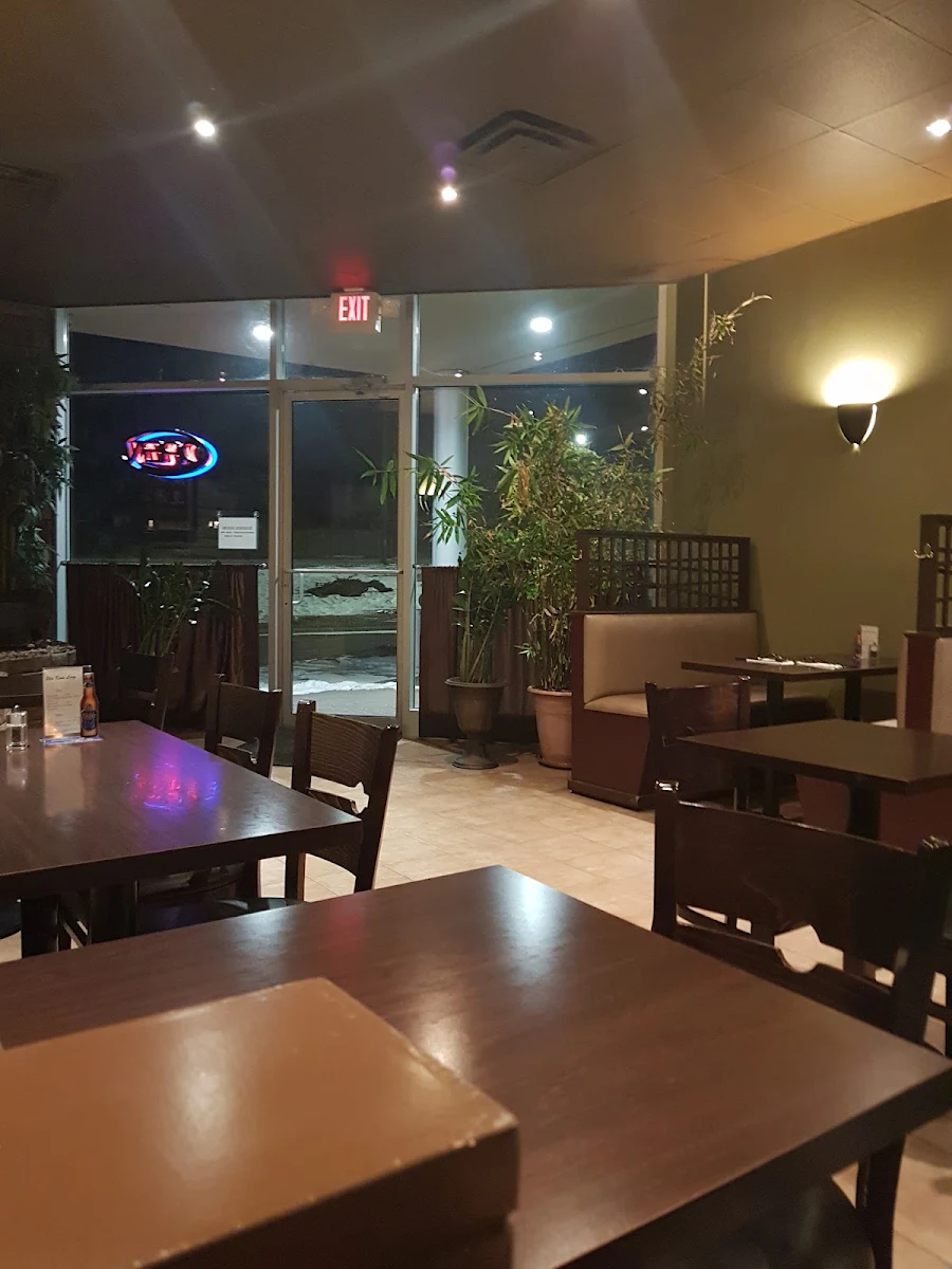 Vibe, Pho Kam Long Restaurant