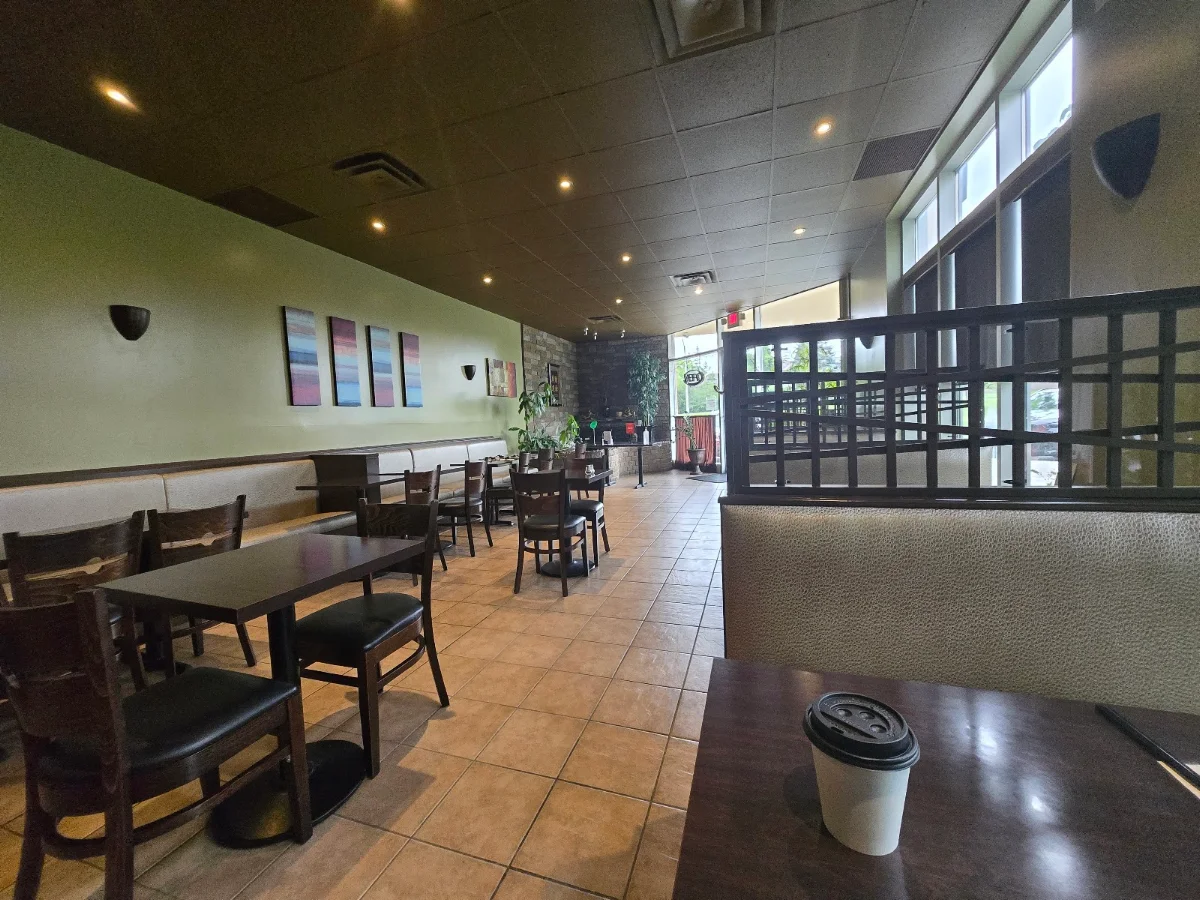 Vibe, Pho Kam Long Restaurant
