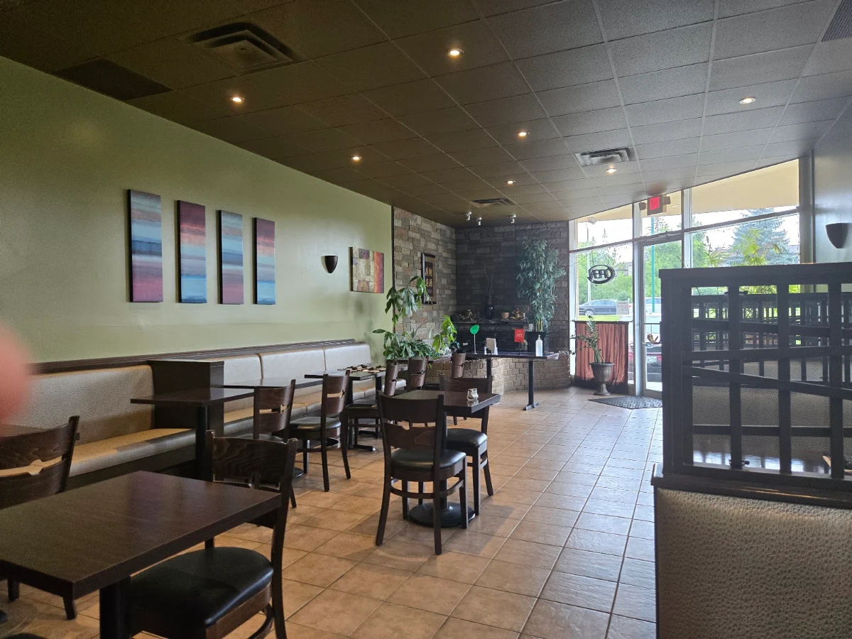 Vibe, Pho Kam Long Restaurant