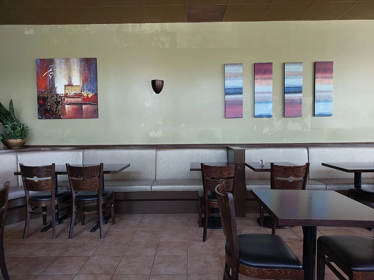 Vibe, Pho Kam Long Restaurant