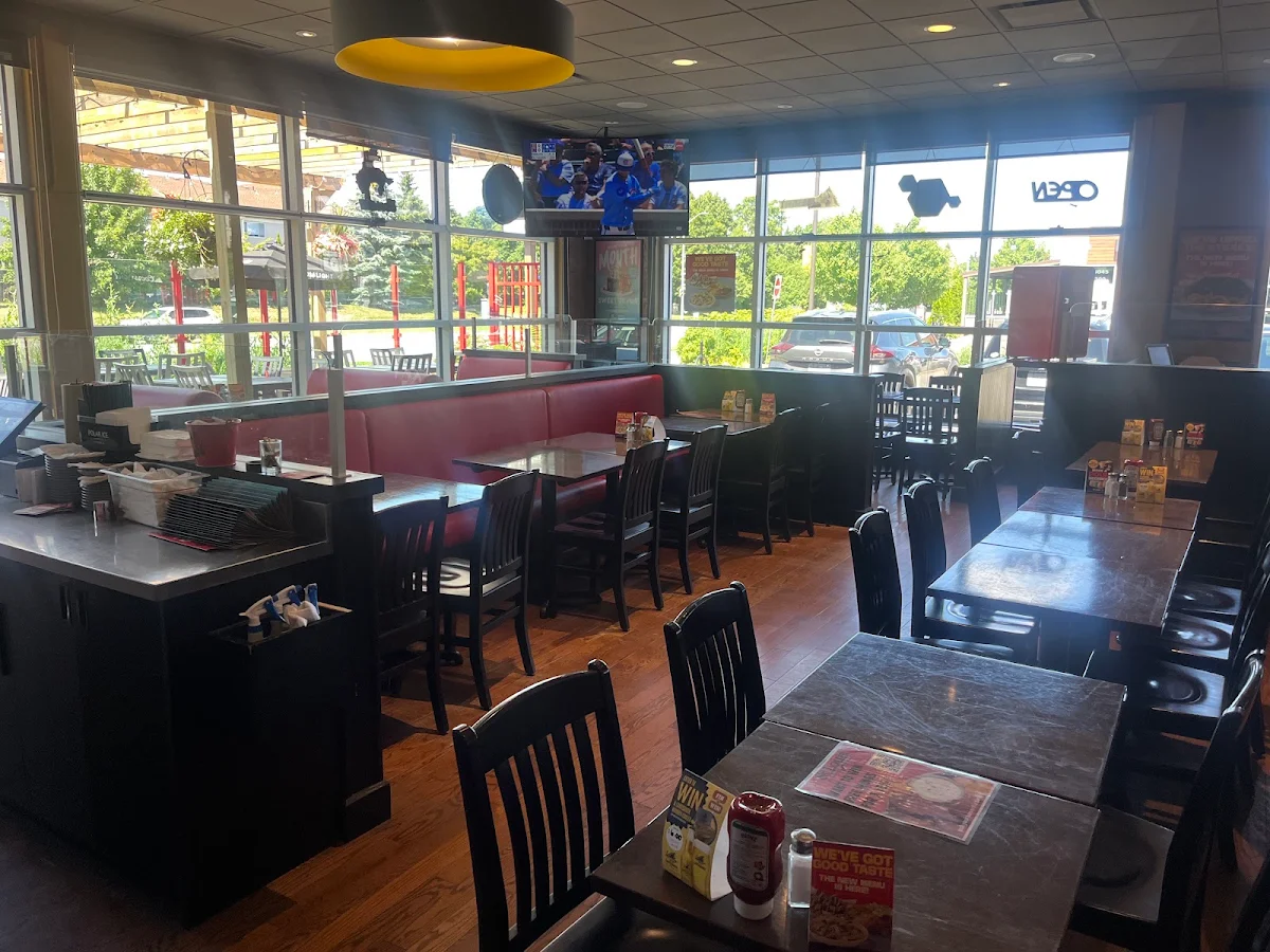 Vibe, St. Louis Bar & Grill