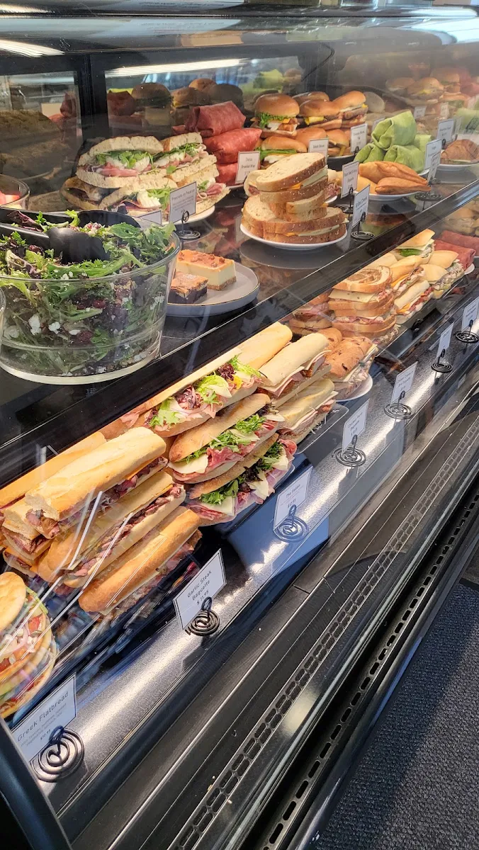 Vibe, Delish cafe