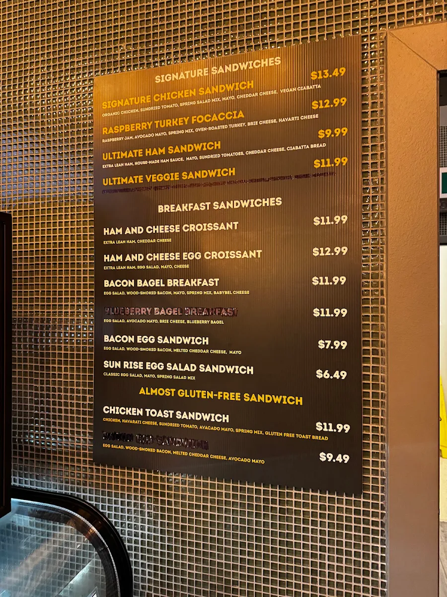 Menu, Guffo Café