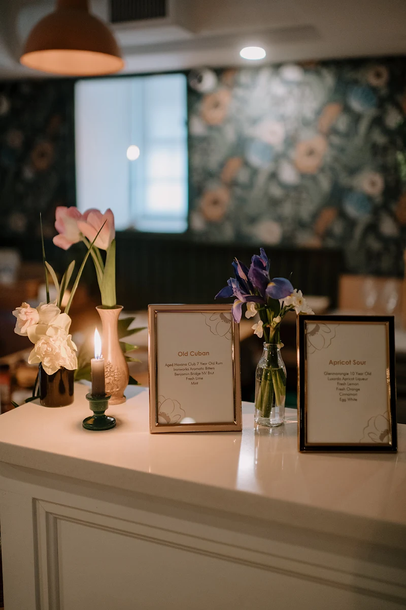 Menu, Anemone Dining