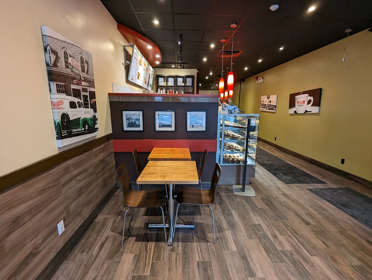 Vibe, Krispy Kreme Café