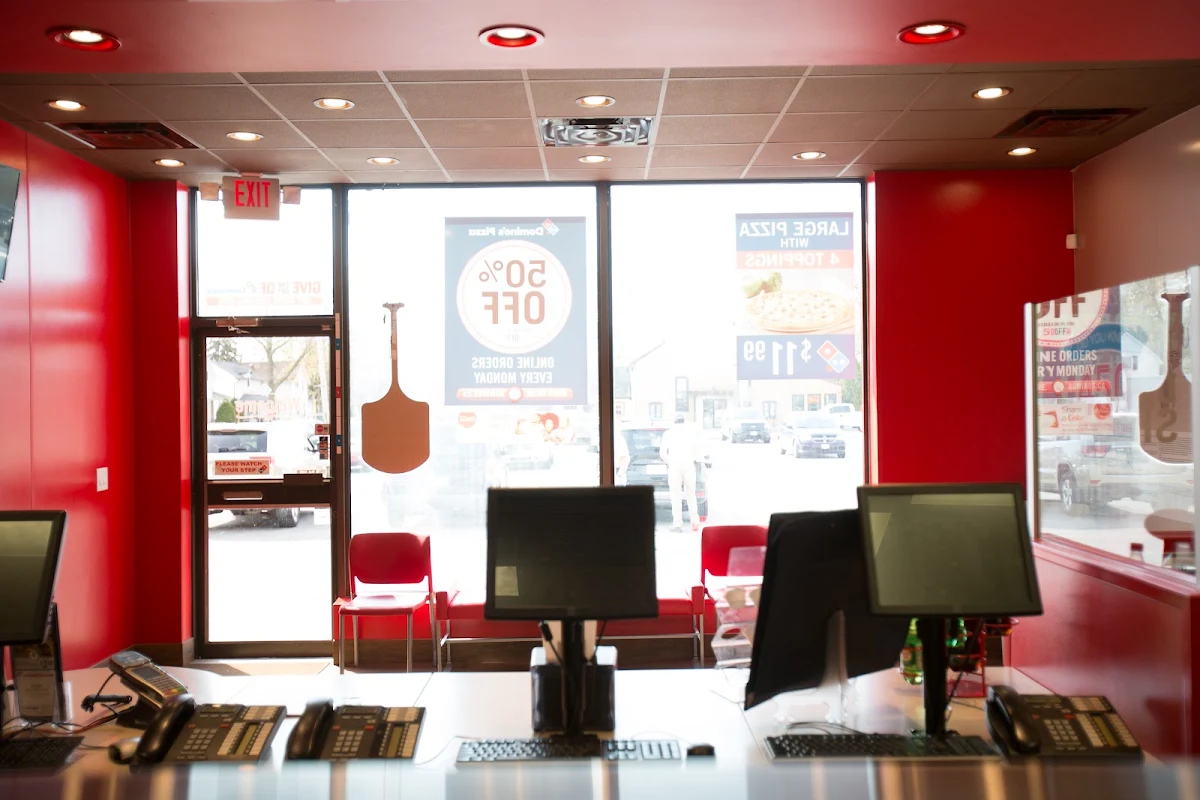 Vibe, Domino's Pizza