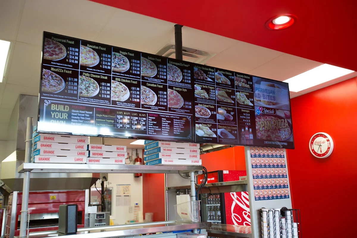 Vibe, Domino's Pizza